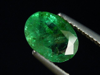 Emerald 1,42 Ct. fine green oval Colombia
