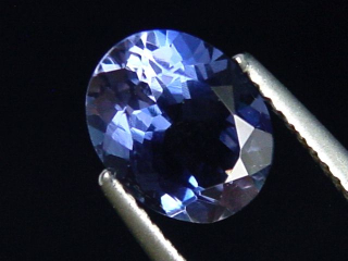 Iolith / Cordierit 1,92 Ct. Spitzenfarbe Oval 9 x 7 mm Indien