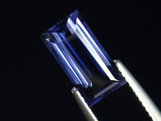 Iolith / Cordierit 2,11 Ct. Spitzenfarbe Baguette 10,5 x 5,5 mm Indien