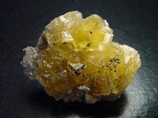 Fluorit Stufe 44 mm orange Kristalle - Asturien, Spanien