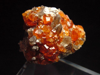 Spessartit Granat Stufe 29 mm - China