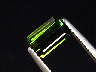 Verdelith / grüner Turmalin 0,80 Ct. Oktagon 7 x 4,5 mm Brasilien
