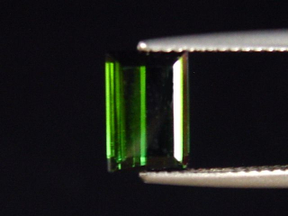 Verdelith / grüner Turmalin 1,60 Ct. Baguette 8,5 x 5,5 mm Brasilien
