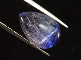 Zoisite / Tanzanite cat's eye 9,12 Ct. bicolor unheated rare Tanzania