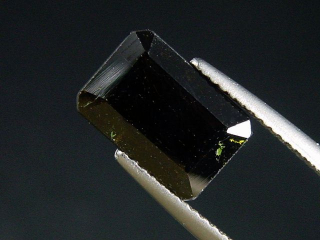 Epidote 4,06 Ct. faceted octagon - Skardu, Pakistan