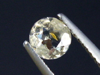 Topas 0,55 Ct. Rund facettiert - Schneckenstein, Sachsen, Deutschland