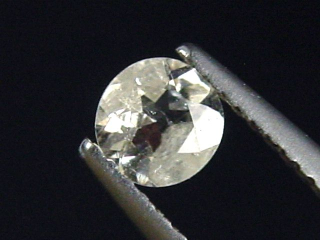 Topas 0,48 Ct. Rund facettiert - Schneckenstein, Sachsen, Deutschland