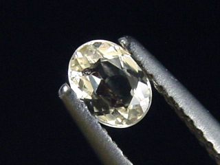 Topas 0,34 Ct. Oval facettiert - Schneckenstein, Sachsen, Deutschland