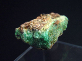 Chrysoprase specimen 35 mm fine color - Kivuma, Tanzania