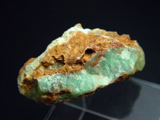 Chrysopras Stufe 45 mm feine Farbe - Kivuma, Tansania
