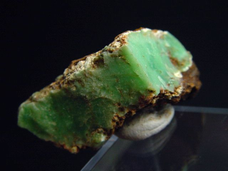 Chrysopras Stufe 43 mm feine Farbe - Kivuma, Tansania