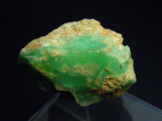 Chrysoprase specimen 32 mm fine color - Kivuma, Tanzania
