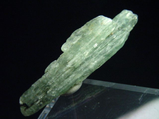 Kyanit / Disthen - 47 mm grüner Kristall - Tansania