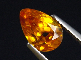 Zincite 3,41 Ct. pear cut faceted Poland