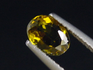 Dravit / brauner Turmalin 1,03 Ct. Oval 7 x 5 mm Brasilien