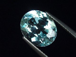 Topaz 5,26 Ct. sky blue treated oval