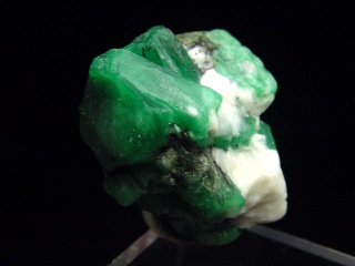 Preview: Smaragd Kristall Stufe 27 mm - Nova Era, Brasilien