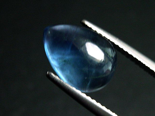 Fluorite 4,63 Ct. intense blueish green cabochon - Erongo, Namibia