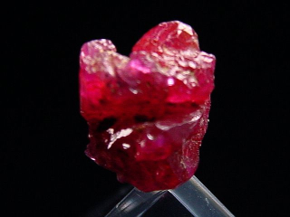 Rubin Kristall 10 mm intensives Rot - Tansania