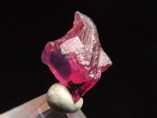 Ruby crystal 8,5 mm fine red - Tanzania