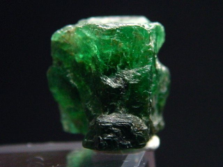 Emerald crystal 11 mm fine green - Muzo, Colombia