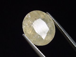 Richterit 8,09 Ct. Oval geschliffen selten - Zagi mtns, Pak.