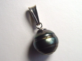 Preview: Tahitian pearl pendant - genuine 11,5 mm black pearl in 925 Silver