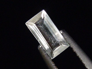 Jeremejewit 0,61 Ct. Baguette facettiert - Erongo, Namibia