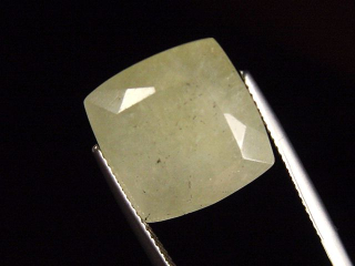 Datolith 16,45 Ct. Antik geschliffen - Charcas, Mexiko