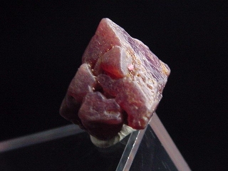 Spinel crystal 15 mm - Morogoro, Tanzania