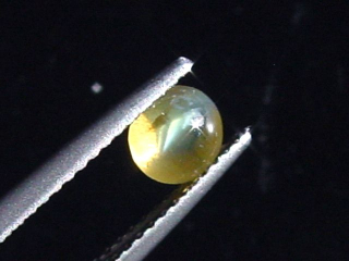 Chrysoberyll Katzenauge 0,88 Ct. Rund Cabochon Sri Lanka