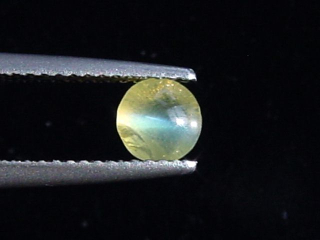 Chrysoberyll Katzenauge 0,98 Ct. Rund Cabochon Sri Lanka