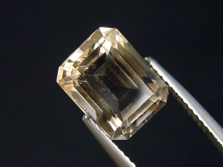 Topaz 4,02 Ct. brown octagon