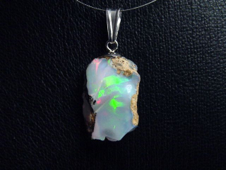 Preview: Opal rough pendant 33 mm in 925 silver