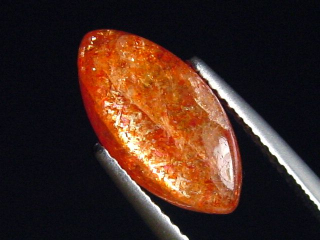 Preview: Sonnenstein 2,43 Ct. Navette Cabochon 14 x 7 mm fein