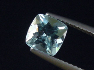 Preview: Aquamarin 1,22 Ct. Kissenschliff 6,5 x 6,5 mm Brasilien