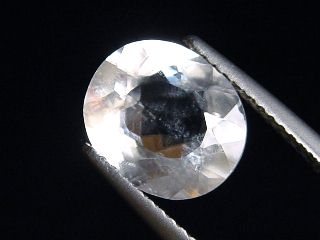 Dolomite 2,57 Ct. rare - oval Brazil