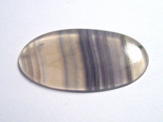 Preview: Farbwechsel Fluorit 22,42 Ct. grün zu violett Oval Cabochon