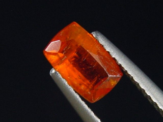 Kyanit / Disthen 1,02 Ct. orange Antikschliff - Tansania