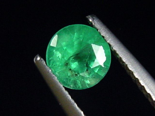 Preview: Smaragd 0,63 Ct. feines Grün 5,5 mm Rund Kolumbien