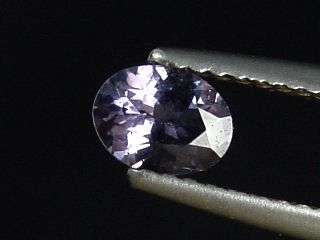 Spinel 0,45 Ct. 5,5 x 4 mm Oval Sri Lanka