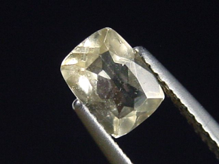Topas 1,14 Ct. Kissenschliff facettiert - Schneckenstein, Sachsen, Deutschland