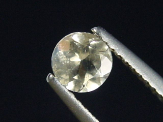 Preview: Topas 0,61 Ct. Rund facettiert - Schneckenstein, Sachsen, Deutschland