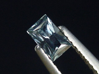 Preview: Saphir stahlblau 0,39 Ct. Naturfarbe Baguette Tansania