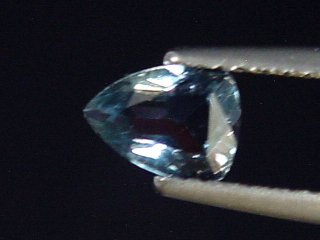 Saphir stahlblau 0,64 Ct. Naturfarbe Trillion Tansania