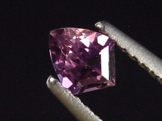 Sapphire with colorchange 0,44 Ct. natural color facet cut Tanzania