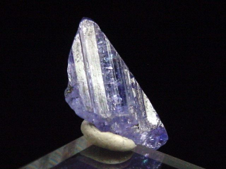 Tanzanite crystal 16 mm Merelani, Tanzania
