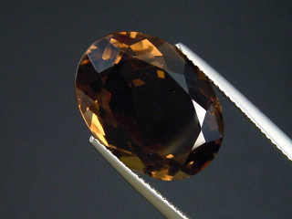 Preview: Rauchquarz 11,50 Ct. Oval 18 x 13 mm Brasilien