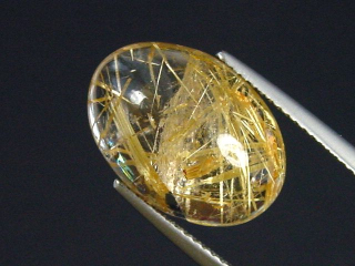 Rutilquarz 9,13 Ct. fein 17 x 12 mm Oval Cabochon