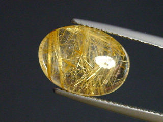 Rutilquarz 5,28 Ct. fein 14 x 10 mm Oval Cabochon